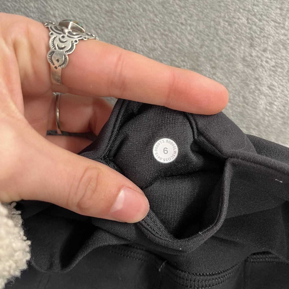 Lululemon Align Jogger Pants Womens 6 Black High Rise‎ Cuffed Pockets Yoga - Picture 6 of 8
